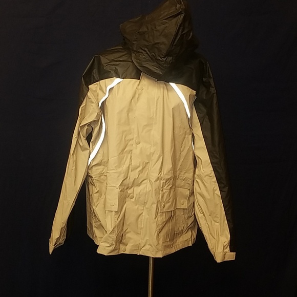 Coleman good quality jacket - Picture 2 of 5